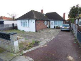 3 bedroom Bungalow for sale